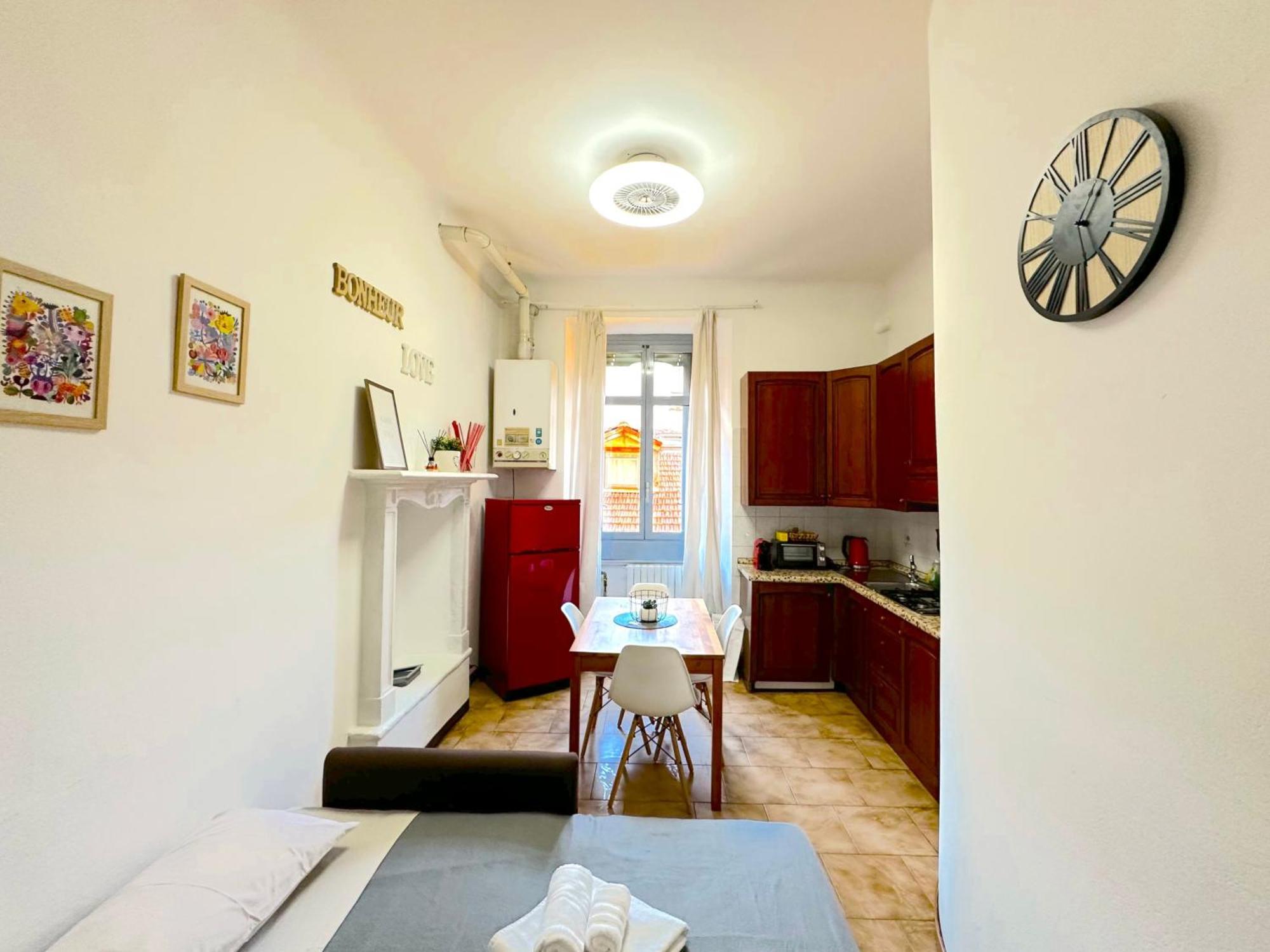 Apt Vicino Alla Metropolitana Porta Romana, 4 Minuti Da Duomo, Free Wifi&Netflix Milano Ngoại thất bức ảnh